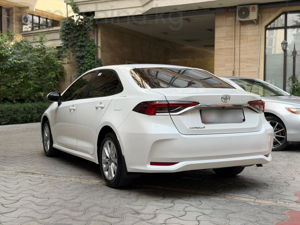 Toyota Corolla, 2023 — фото 3 из 6
