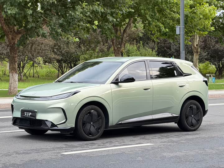 BAIC Arcfox T1, 2025 — купить в Саратове под ключ