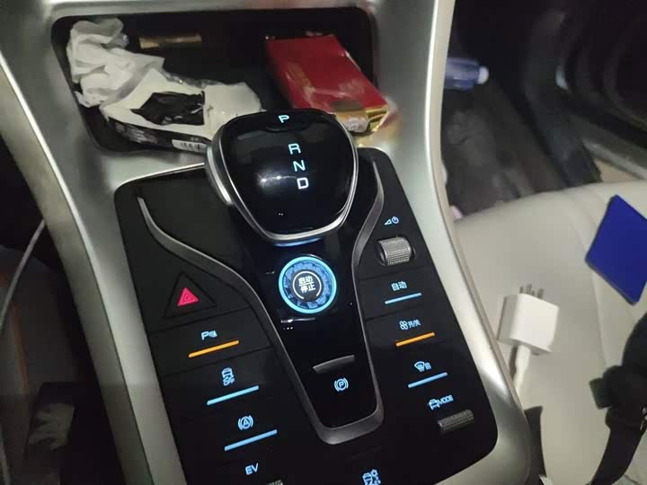 BYD Song Pro Hybrid, 2025 — фото 7 из 9