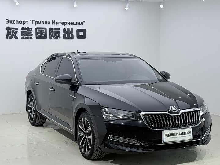 Skoda Superb, 2023 — фото 3 из 9
