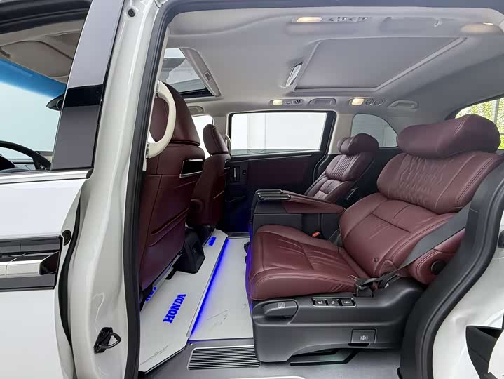 Honda Elysion, 2022 — фото 5 из 9