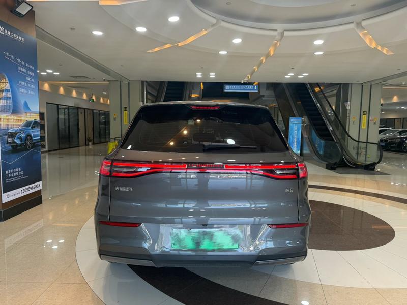 Geely Galaxy E5, 2024 — фото 5 из 11