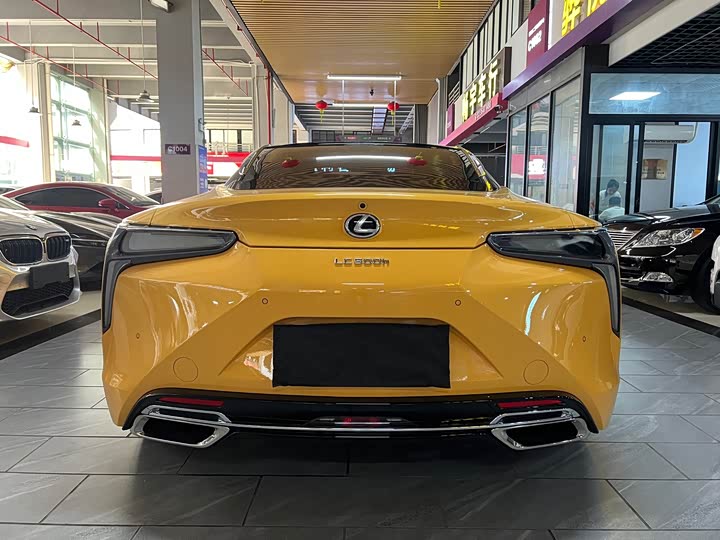 Lexus LC, 2022 — фото 4 из 9