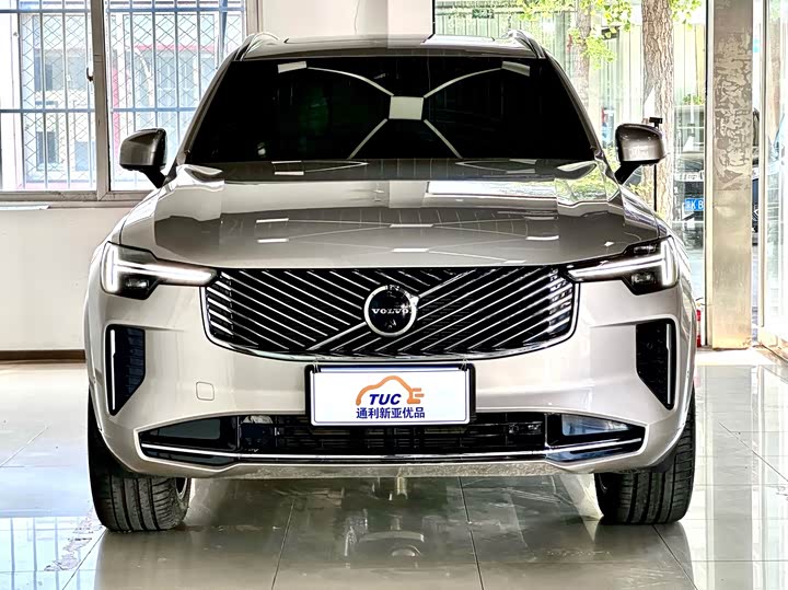 Volvo XC90, 2025 — фото 2 из 9
