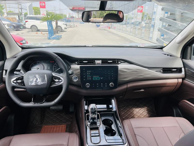 Dongfeng Rich 7, 2026 — фото 5 из 8