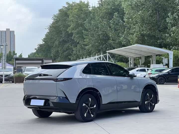 Mazda EZ-60, 2025 — фото 7 из 9