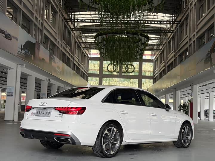 Audi A4L, 2024 — фото 8 из 9