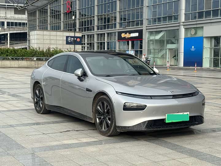 XPeng P7, 2023 — фото 3 из 9