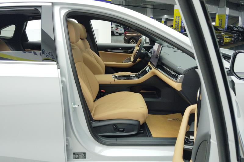Geely Galaxy A7, 2026 — фото 11 из 12