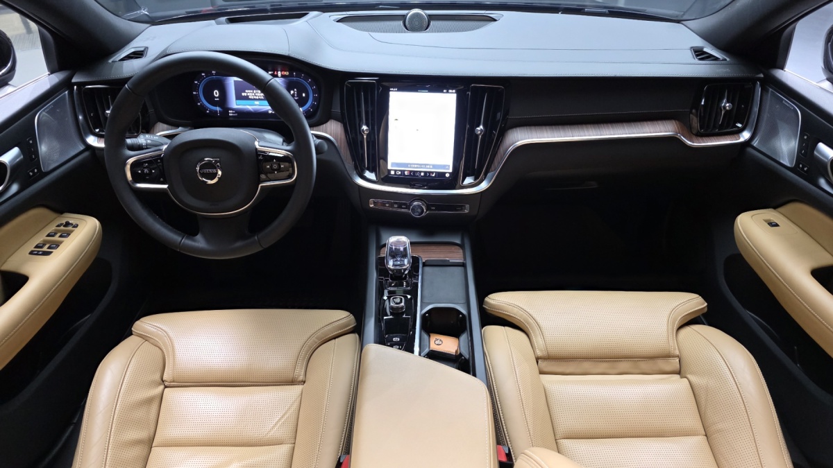 Volvo S60, 2024 — фото 6 из 12