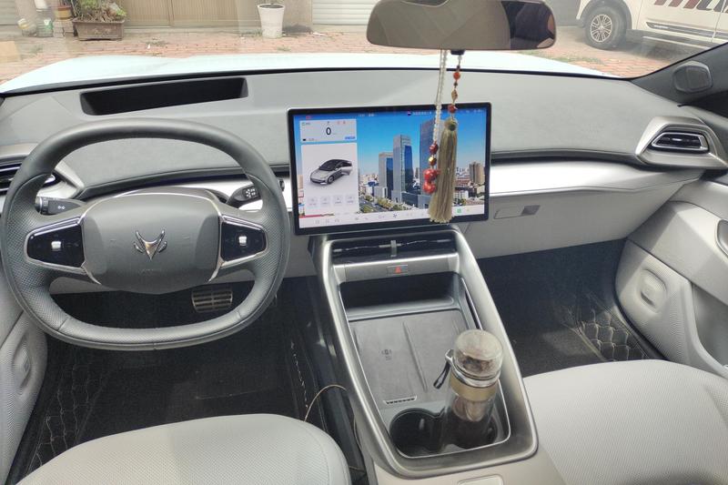 BAIC Arcfox Alpha S5, 2024 — фото 8 из 12