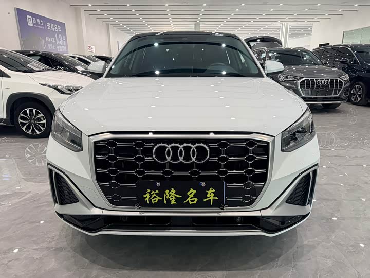 Audi Q2L, 2022 — фото 2 из 9