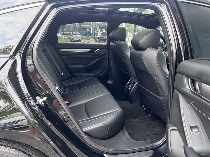 Honda Inspire, 2022 — фото 9 из 9