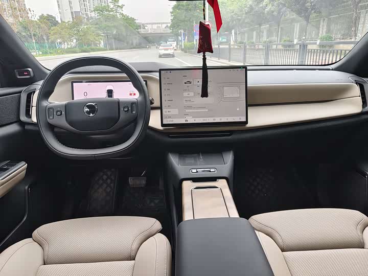 Volvo XC70 Hybrid, 2025 — фото 8 из 9