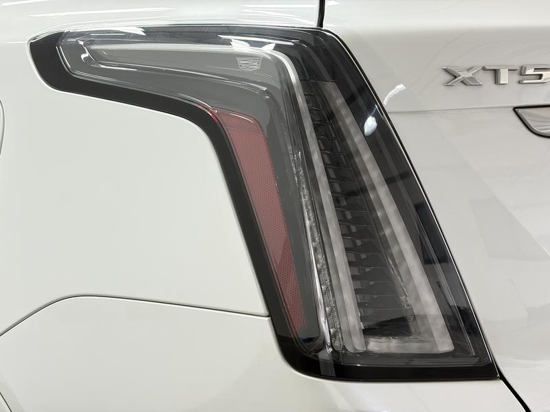 Cadillac XT5, 2022 — фото 10 из 12