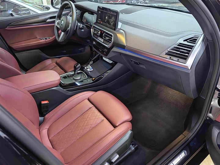 BMW X3, 2022 — фото 8 из 9