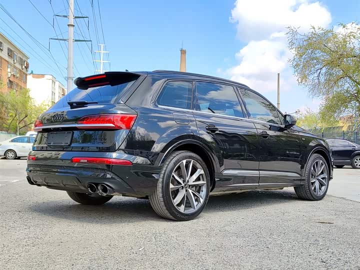 Audi Q7, 2023 — фото 4 из 9