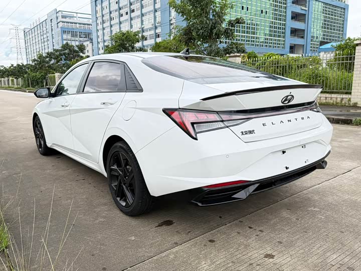 Hyundai Elantra N line, 2023 — фото 4 из 9