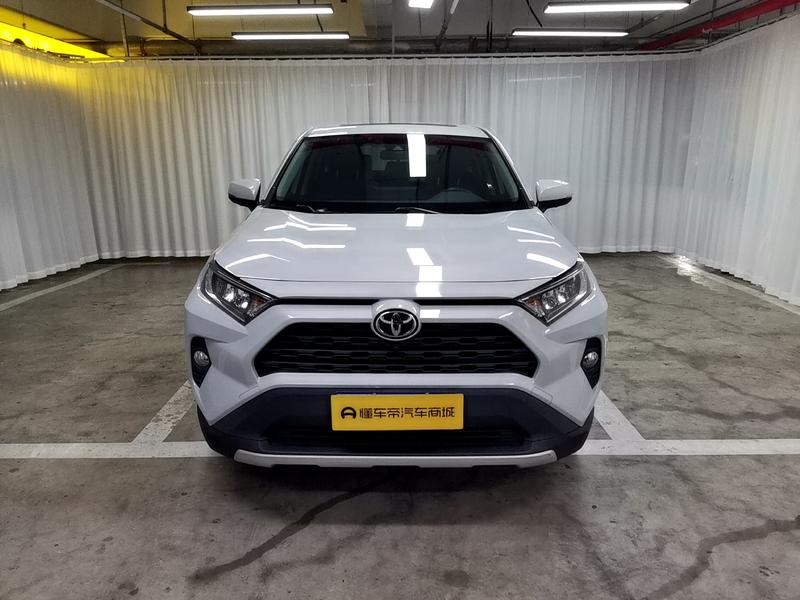 Toyota RAV4, 2022 — фото 2 из 12