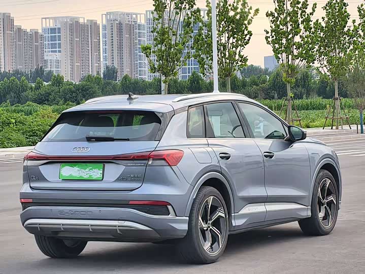 Audi Q4 e-tron, 2025 — фото 4 из 9