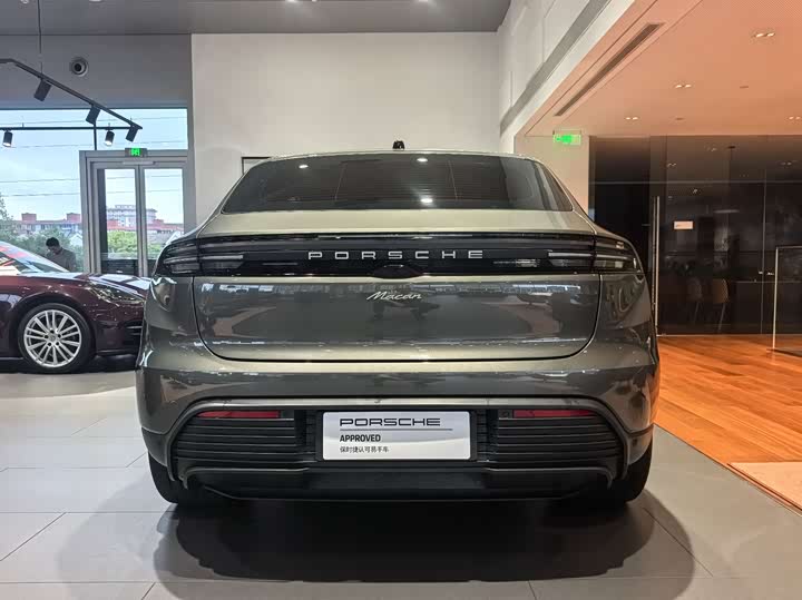 Porsche Macan EV, 2024 — фото 5 из 9