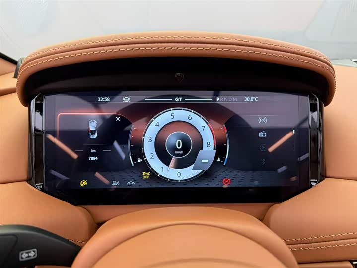 Aston Martin DB12, 2024 — фото 7 из 9
