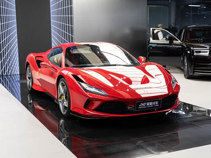 Ferrari F8, 2022 — фото 3 из 9