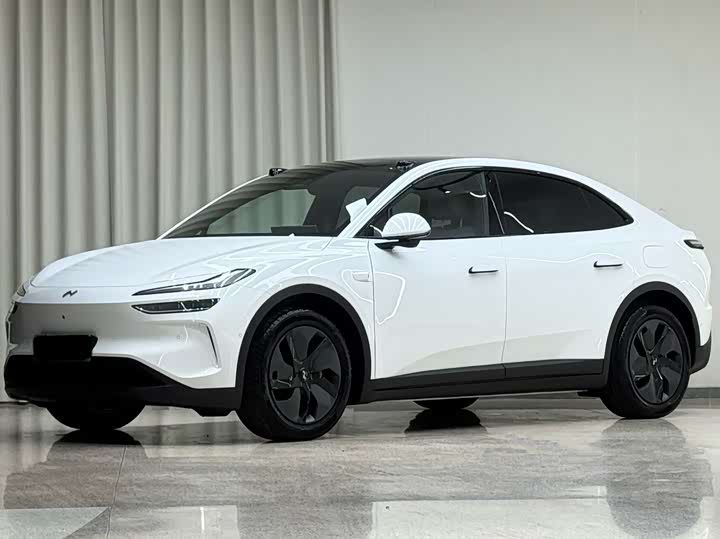 Nio Onvo L60, 2025 — купить в Москве под ключ