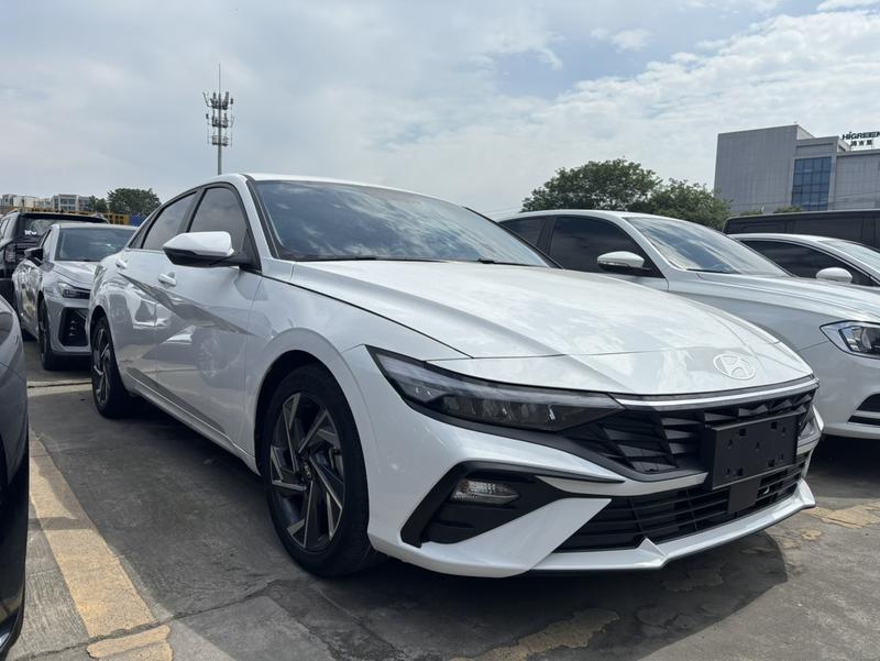 Hyundai Elantra N line, 2024 — фото 3 из 11