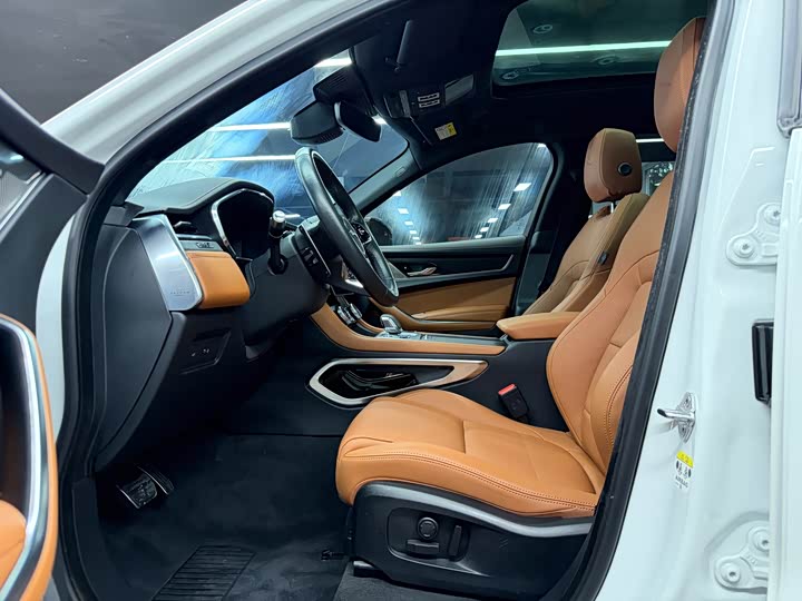 Jaguar F-Pace, 2022 — фото 4 из 9