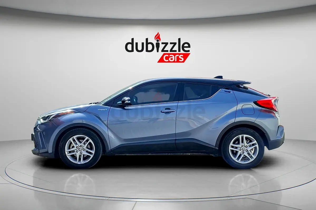Toyota C-HR, 2023 — фото 5 из 10