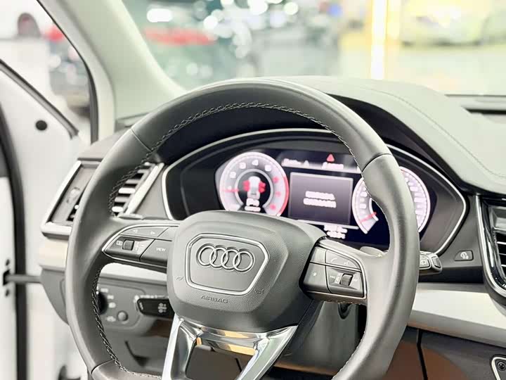 Audi Q5L, 2024 — фото 6 из 9