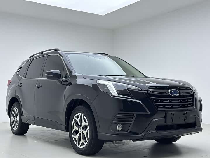 Subaru Forester, 2022 — фото 3 из 9