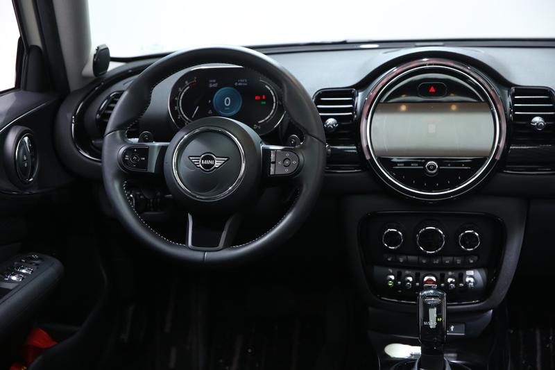 Mini Clubman, 2022 — фото 9 из 12