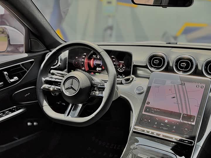 Mercedes-Benz C-Class Hybrid, 2023 — фото 8 из 9