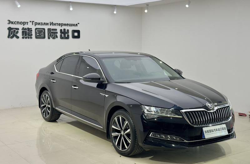 Skoda Superb, 2023 — фото 3 из 12