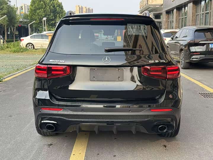 Mercedes-Benz GLB-Class AMG, 2025 — фото 5 из 9