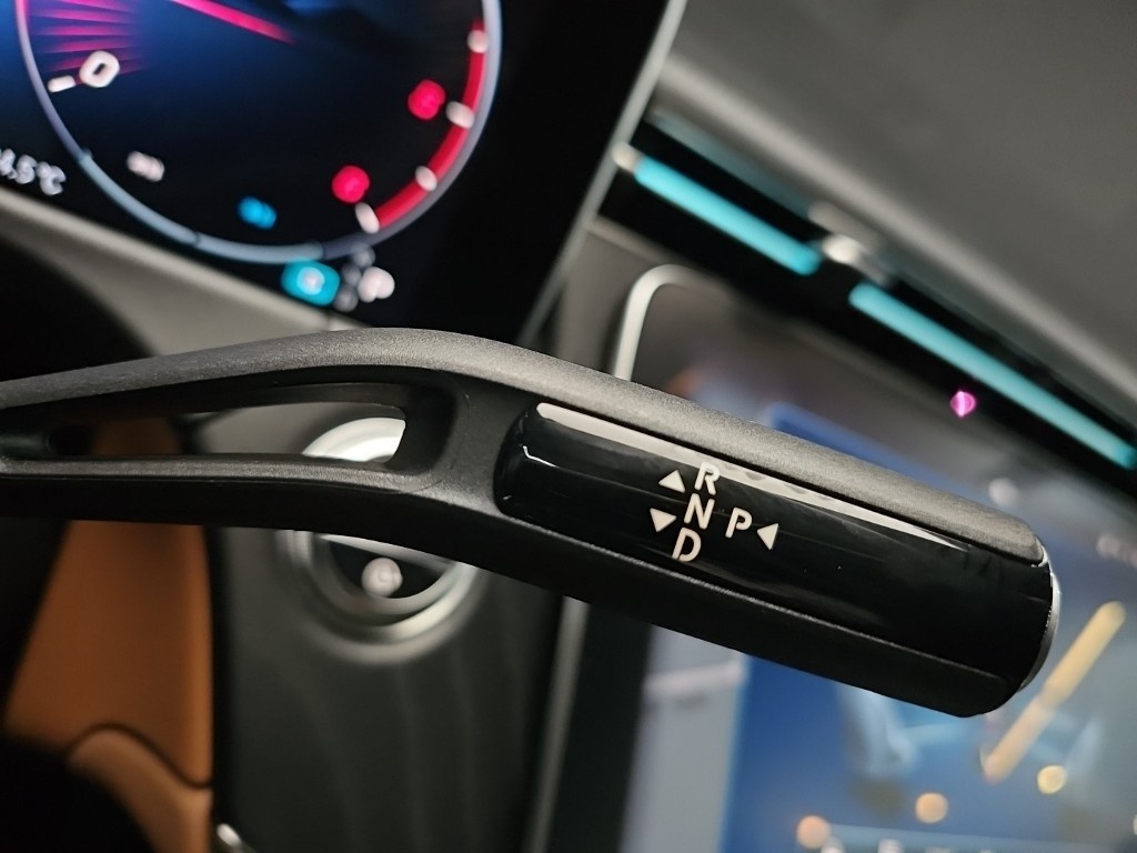 Mercedes-Benz E-Class, 2024 — фото 9 из 12