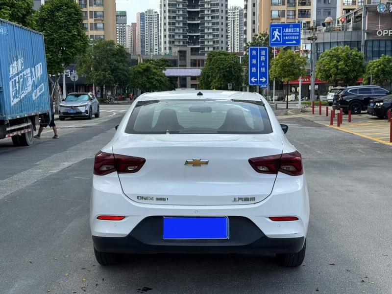 Chevrolet Onix (Cavalier), 2022 — фото 5 из 10