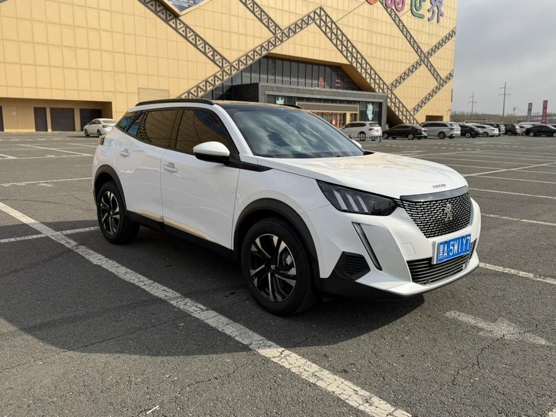 Peugeot 2008, 2023 — фото 3 из 12
