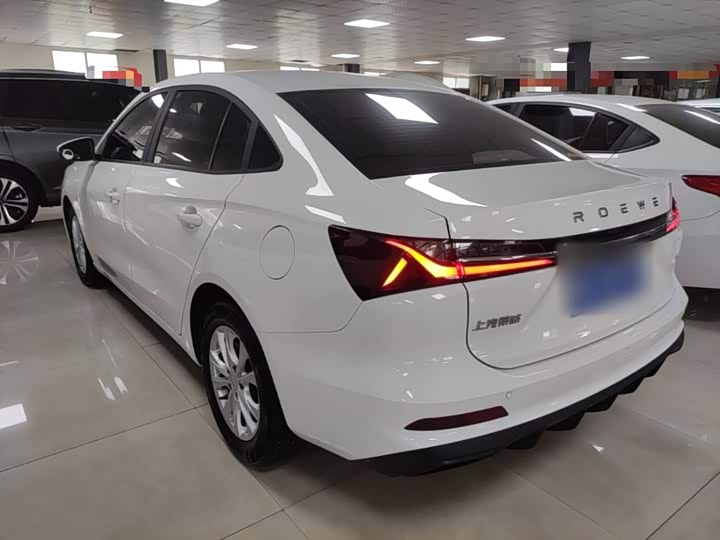 Roewe i5, 2025 — фото 5 из 9