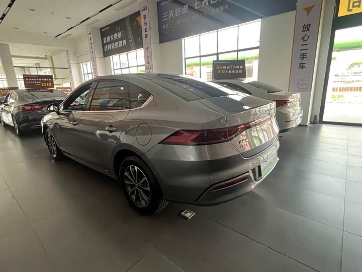 BYD Qin Plus, 2024 — фото 5 из 9