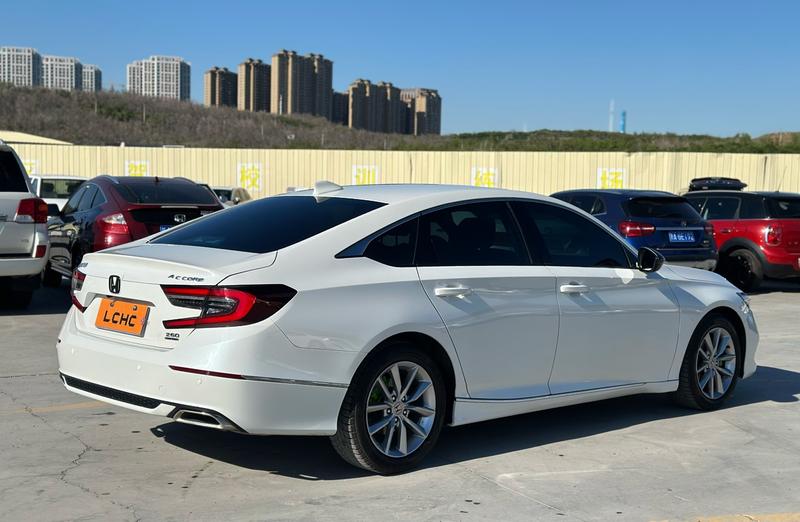Honda Accord, 2021 — фото 6 из 11