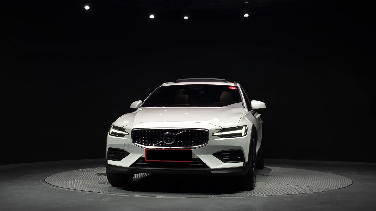 Volvo V60, 2022 — фото 3 из 12