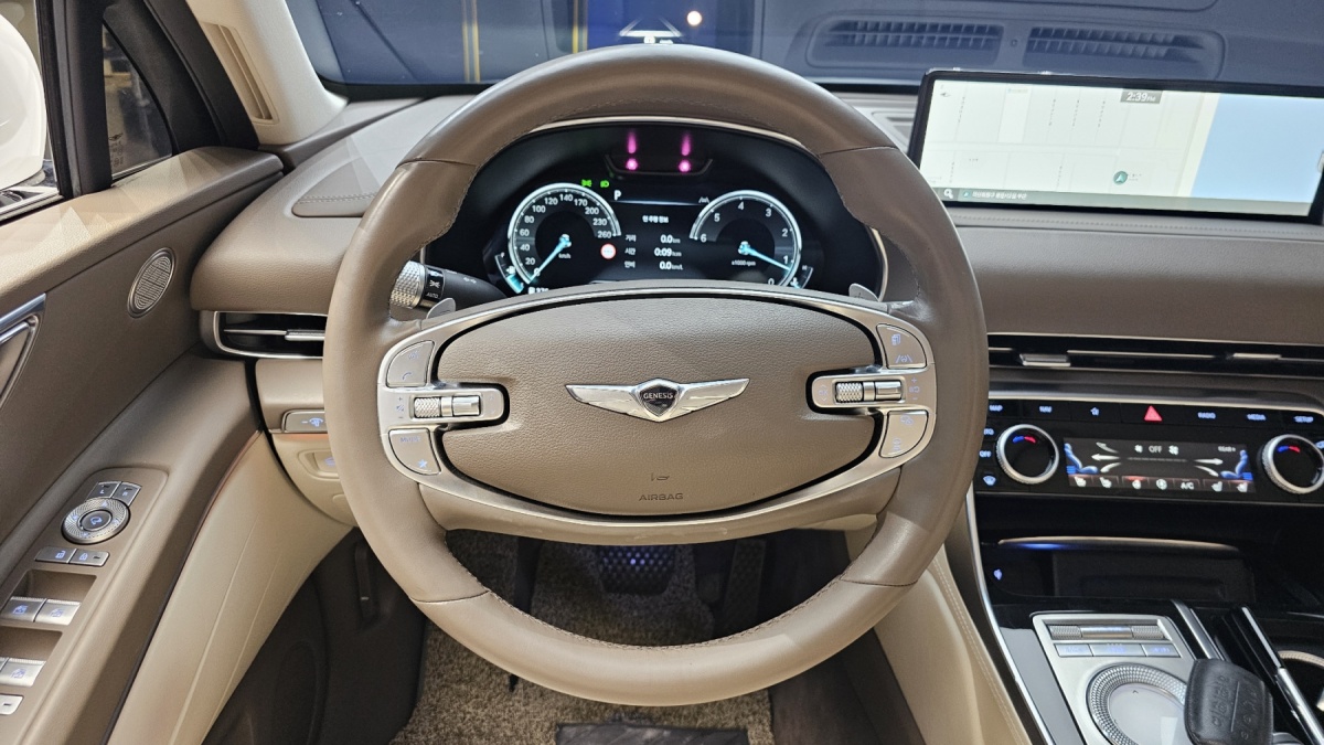 Genesis GV80, 2022 — фото 7 из 12