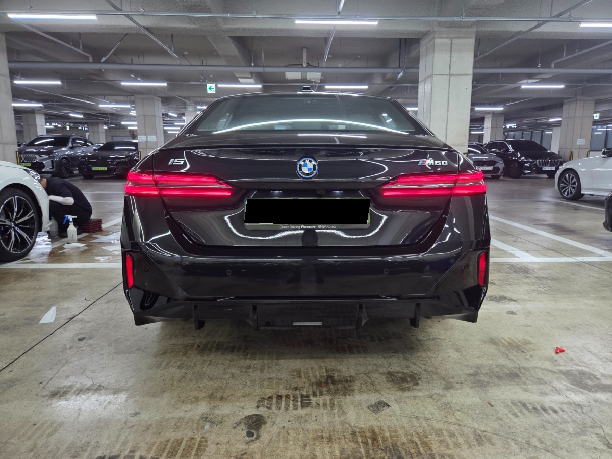 BMW i5, 2025 — фото 4 из 12