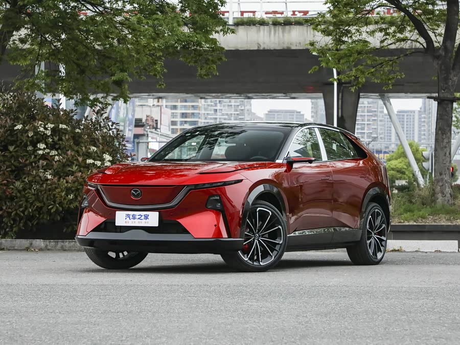 Mazda EZ-60, 2026 — купить в Казани под ключ