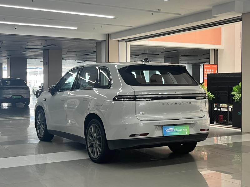 Leapmotor C10, 2025 — фото 4 из 12