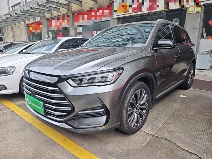 BYD Song Pro Hybrid, 2023 — фото 2 из 9