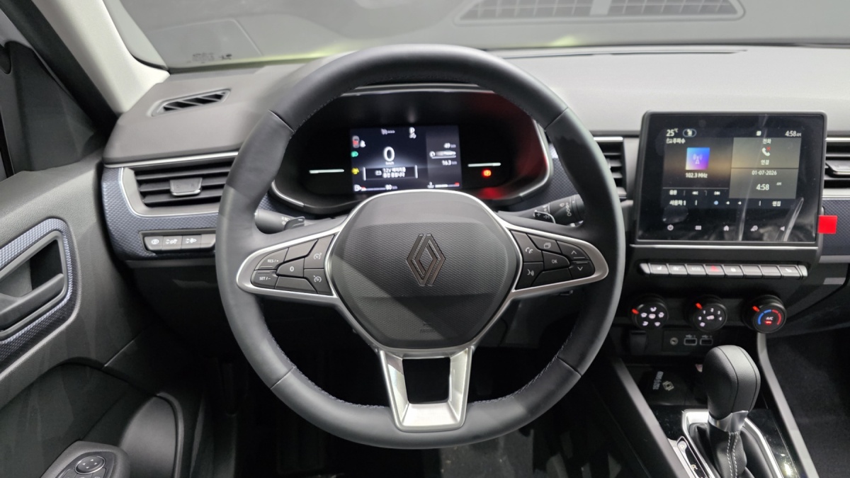 Renault Arkana, 2025 — фото 12 из 12